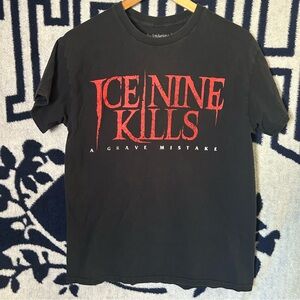 Ice Nine Kills A Grave Mistake Band Tee Size Medium T-Shirt INK Metal Rock